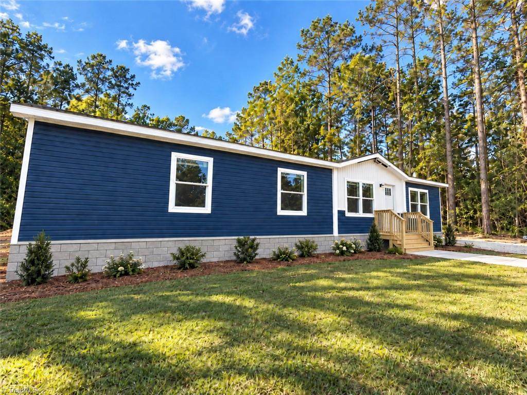 577 Colonial Landing Road - Photo 1