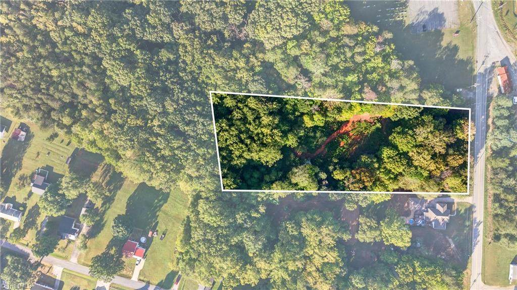 1410 Old Hollow Road - Photo 1