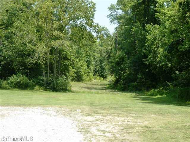 18 Hazelwood - Photo 1