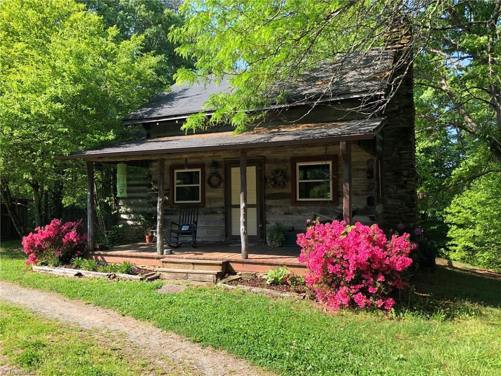 2723 Horseshoe Road - Photo 1