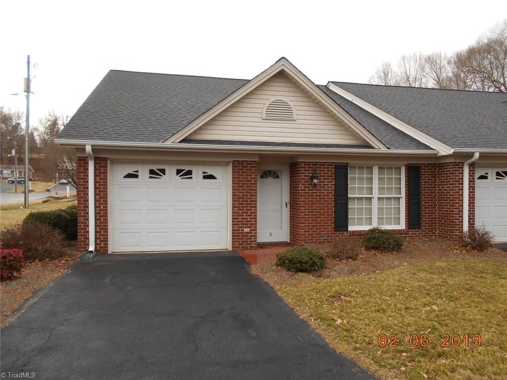 503 Carolyn Court - Photo 1