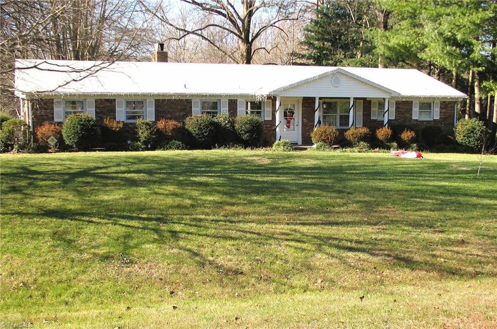 1750 Sedgewood Drive - Photo 1