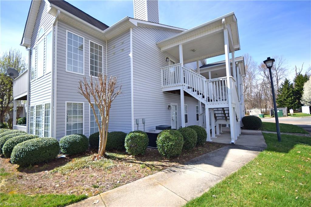 7122 Riverview Knoll Court - Photo 1