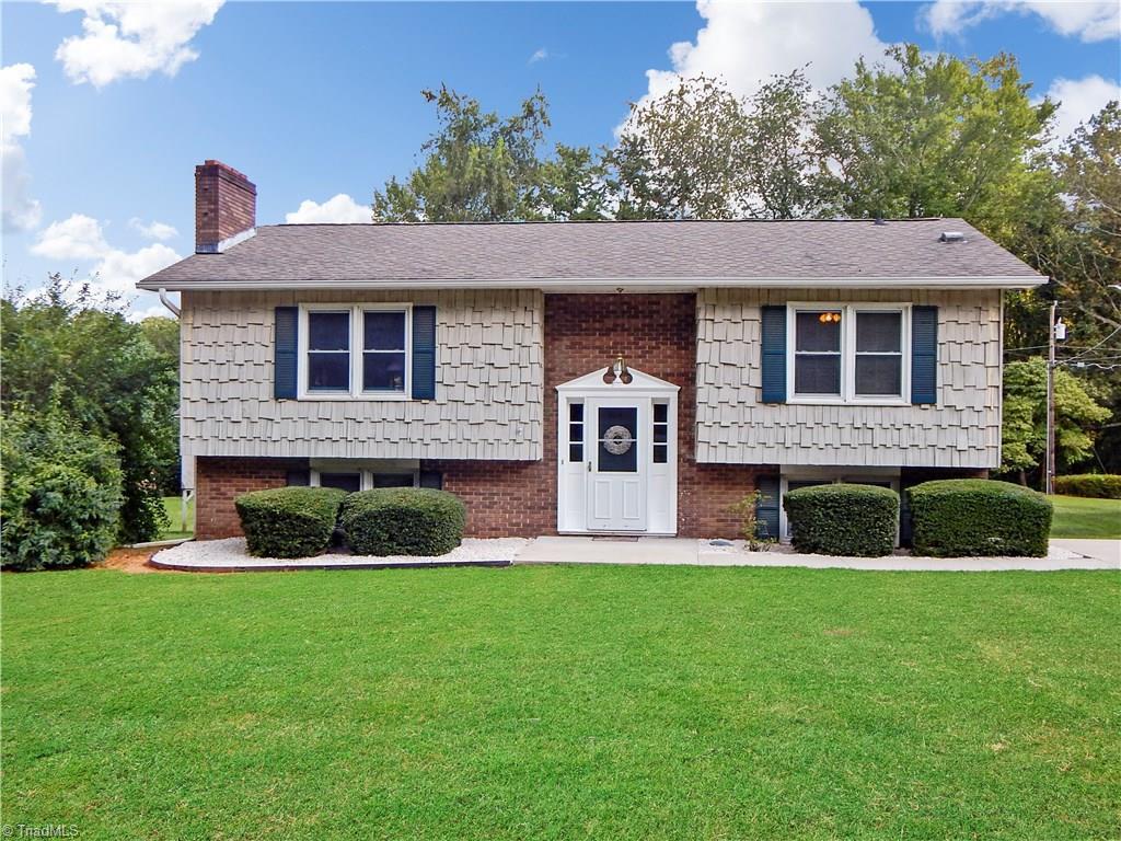 106 Prince Avenue - Photo 1