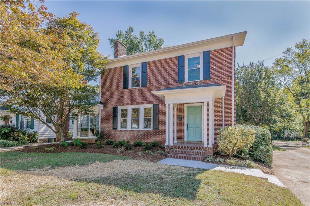 1057 Hawthorne Road - Photo 1