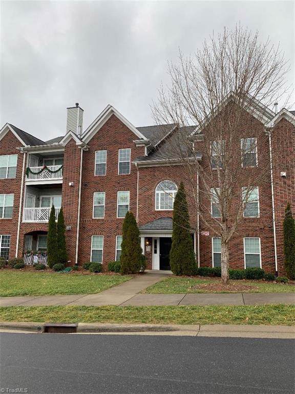 190 Shallowford Reserve Drive - Photo 1