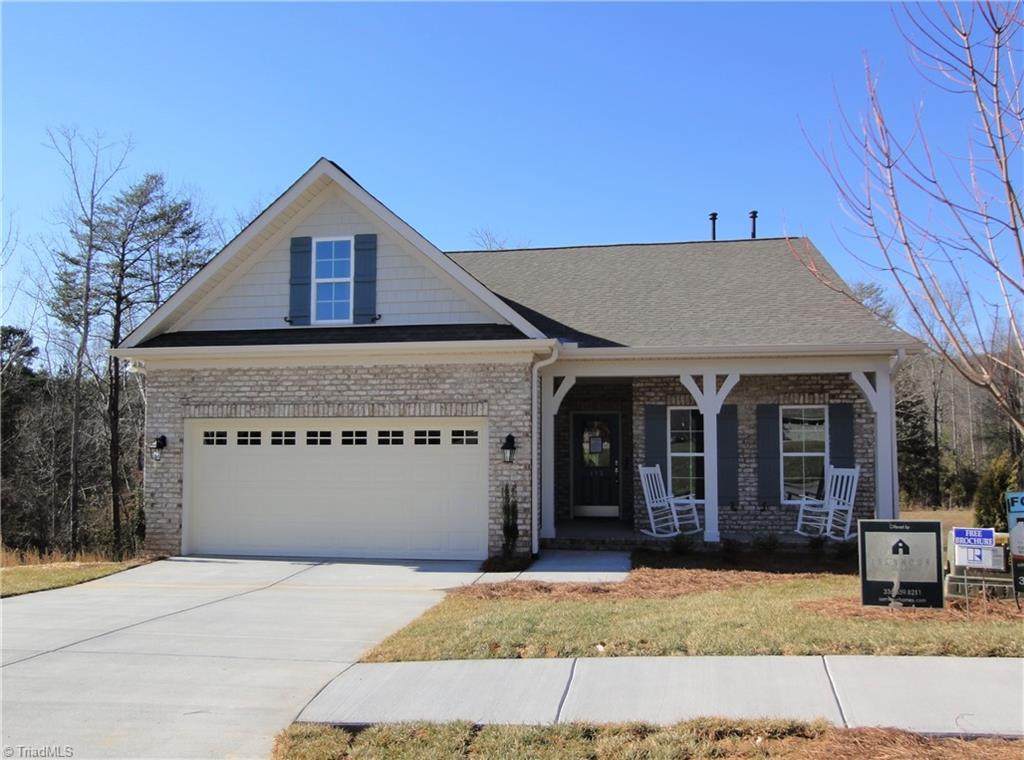 175 Turnberry Drive - Photo 1