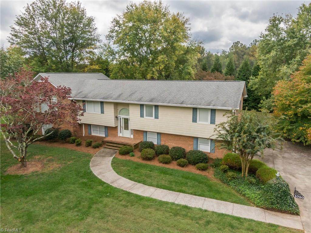 1020 Lewisville Clemmons Road - Photo 1