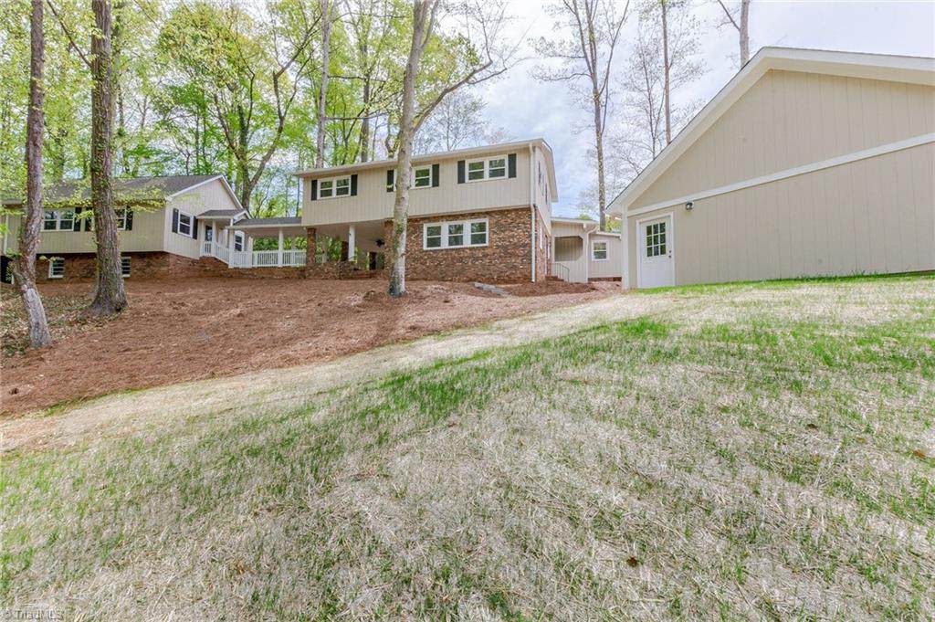 2448 Albemarle Court - Photo 1