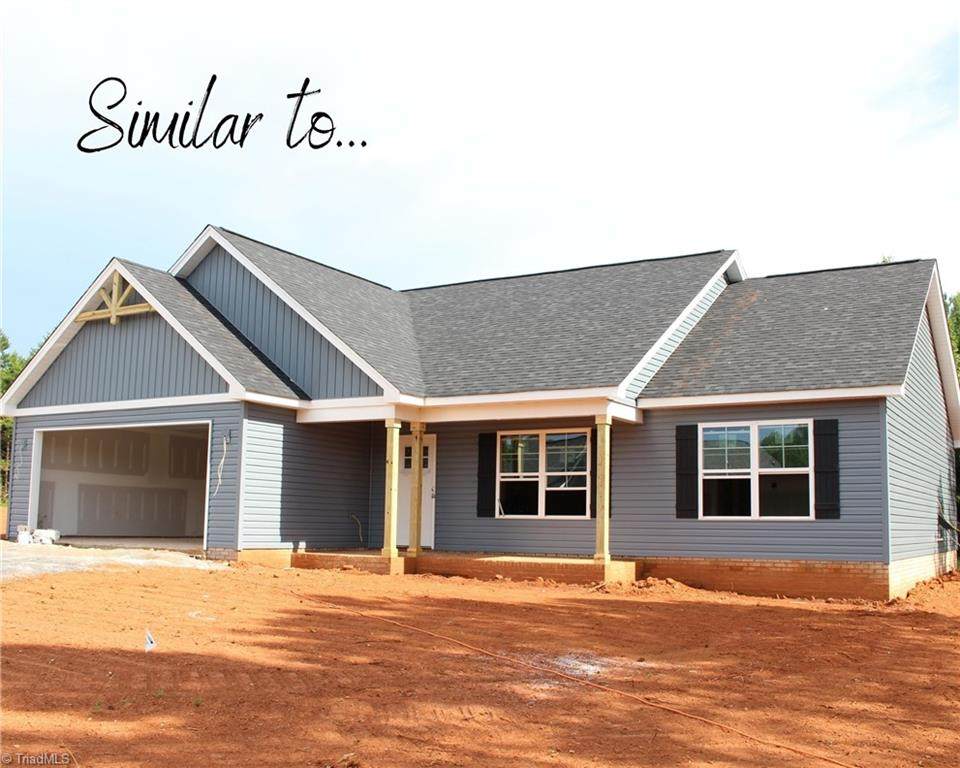 107 Brooke Ridge Drive - Photo 1
