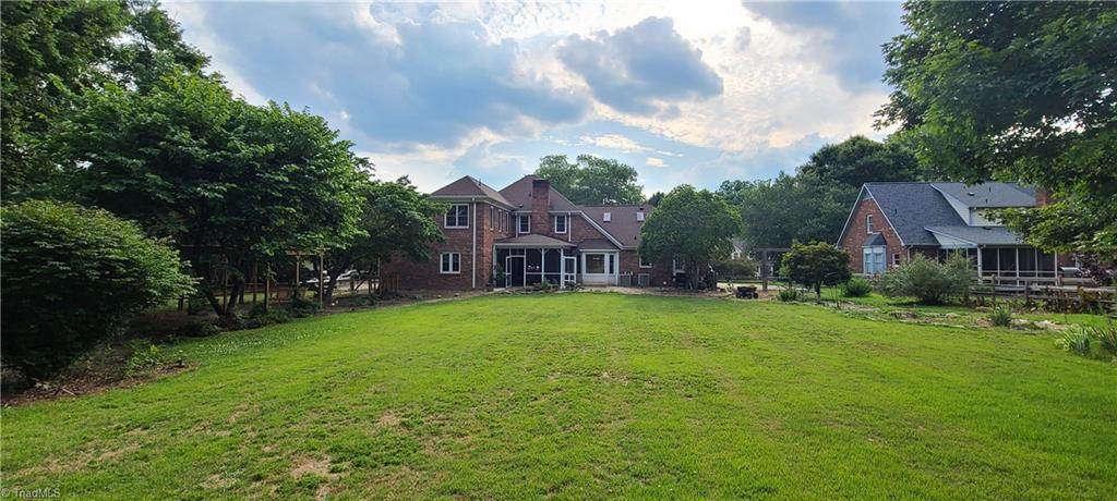 637 Doe Run Drive - Photo 1