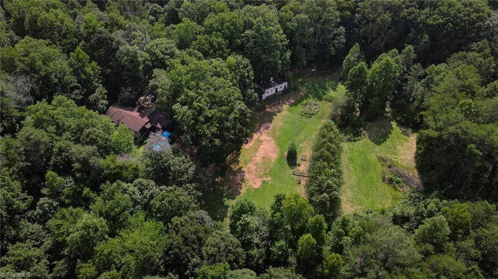 3401 Oak Ridge Road - Photo 1