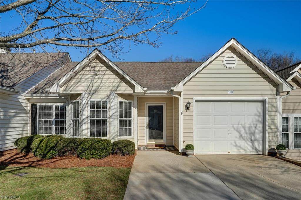108 Mansfield Circle - Photo 1