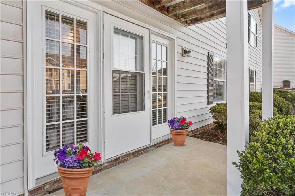 7121 Friendly Avenue - Photo 1