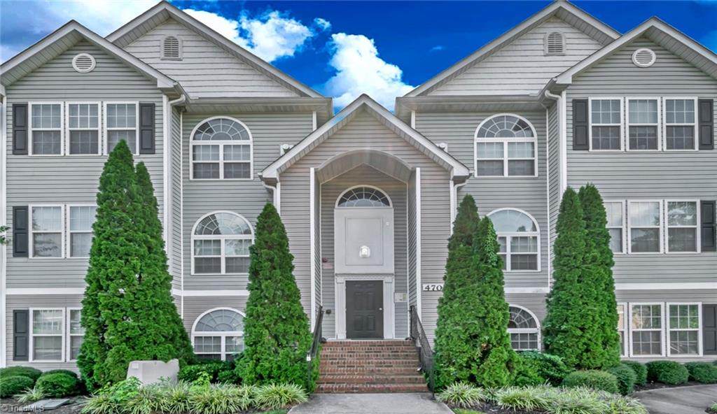 4703 Pennoak Lane - Photo 1