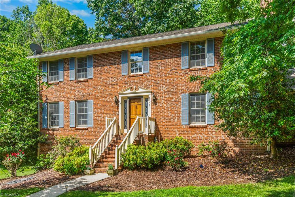 101 Byrnwood Drive - Photo 1