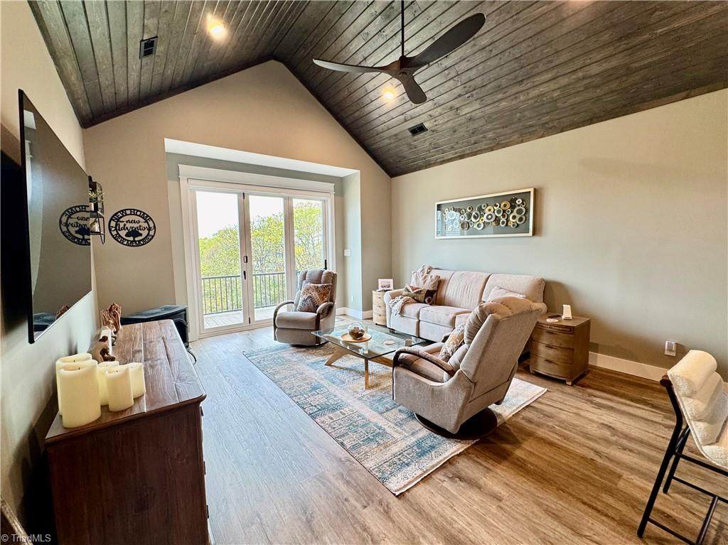 70 Paynes Court - Photo 1