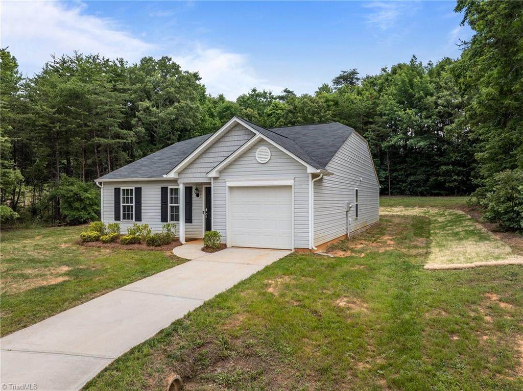 169 Delia Run - Photo 1