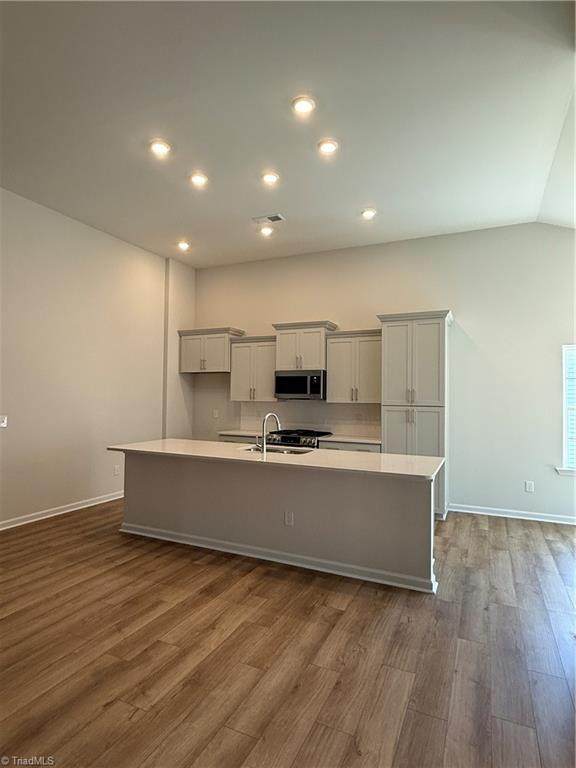 https://bt-photos.global.ssl.fastly.net/triad/orig_boomver_2_1204741-2.jpg