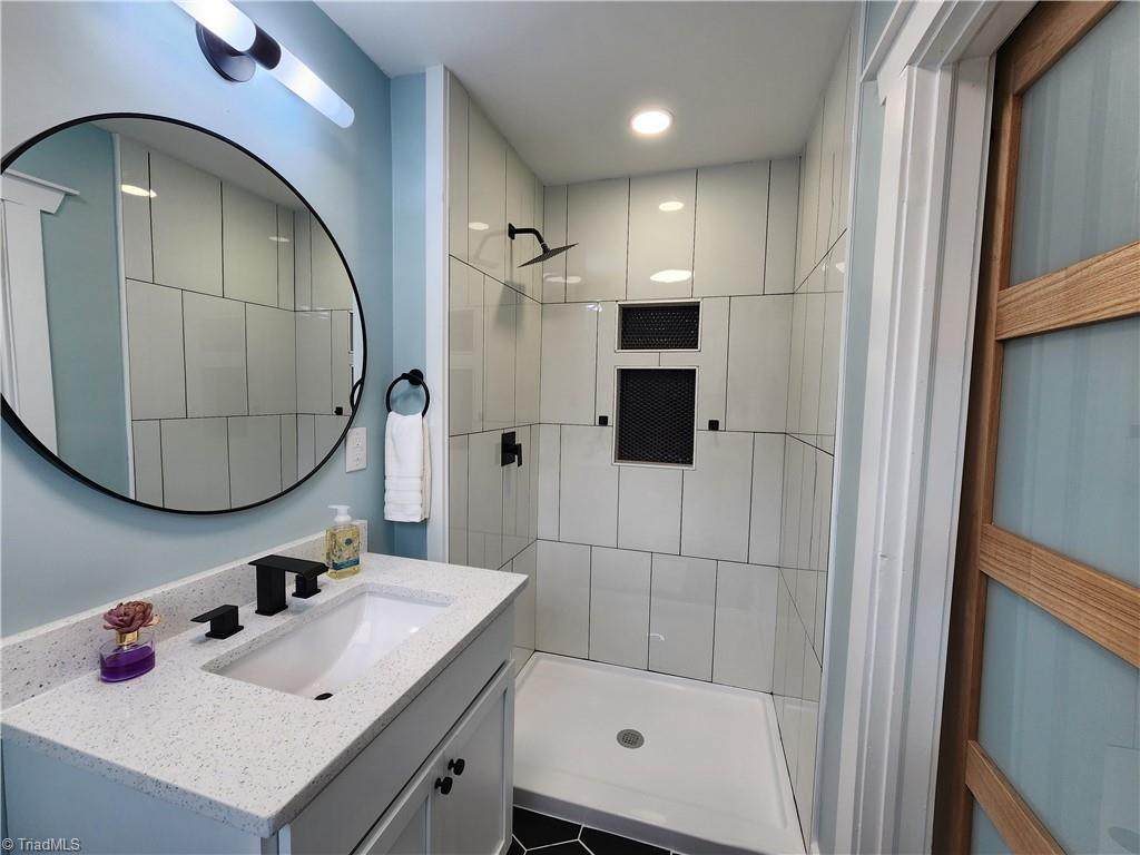 315 Small Street - Photo 1
