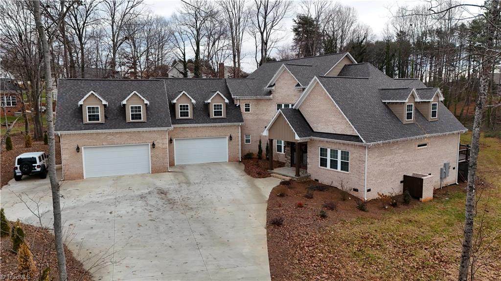 128 Provence Court - Photo 1