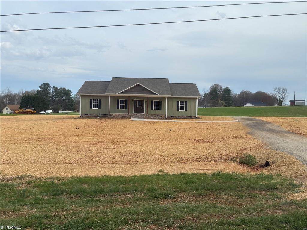621 Atkins Street - Photo 1