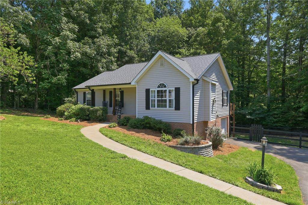 1035 Trinity Place Road - Photo 1