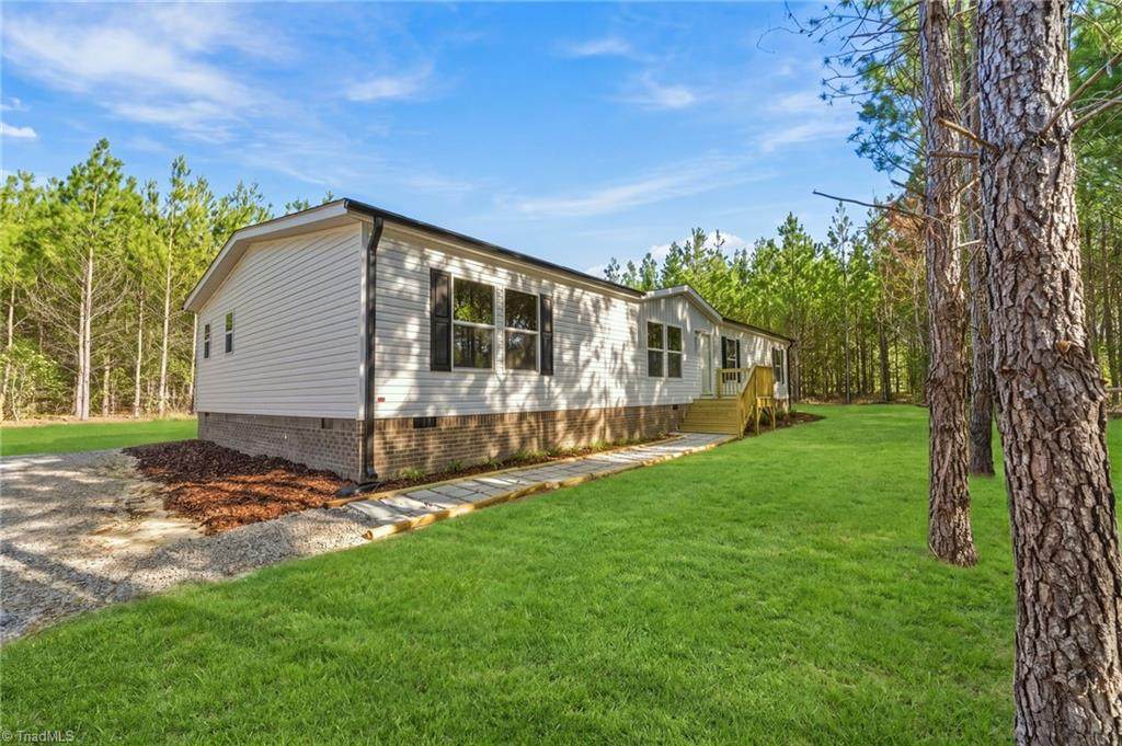 875 Windblow Road - Photo 1