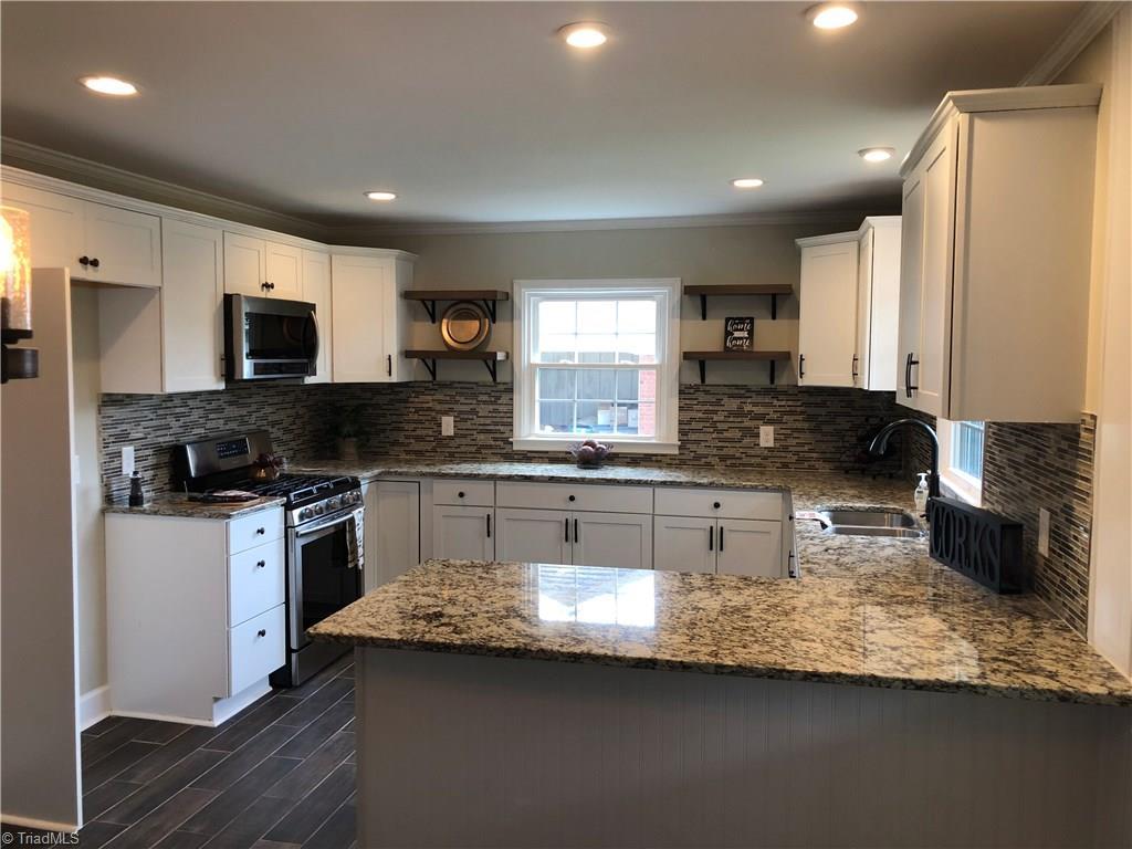 2928 Birchwood Drive - Photo 1