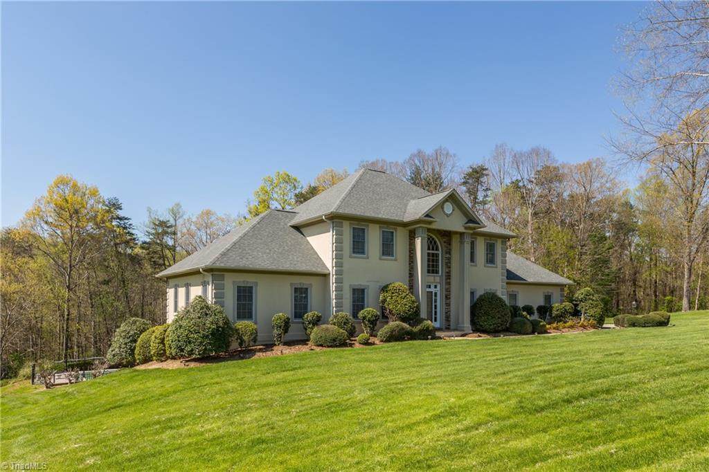 226 Savannah Lane - Photo 1