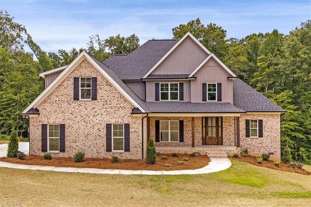 8015 Honkers Hollow Drive - Photo 1