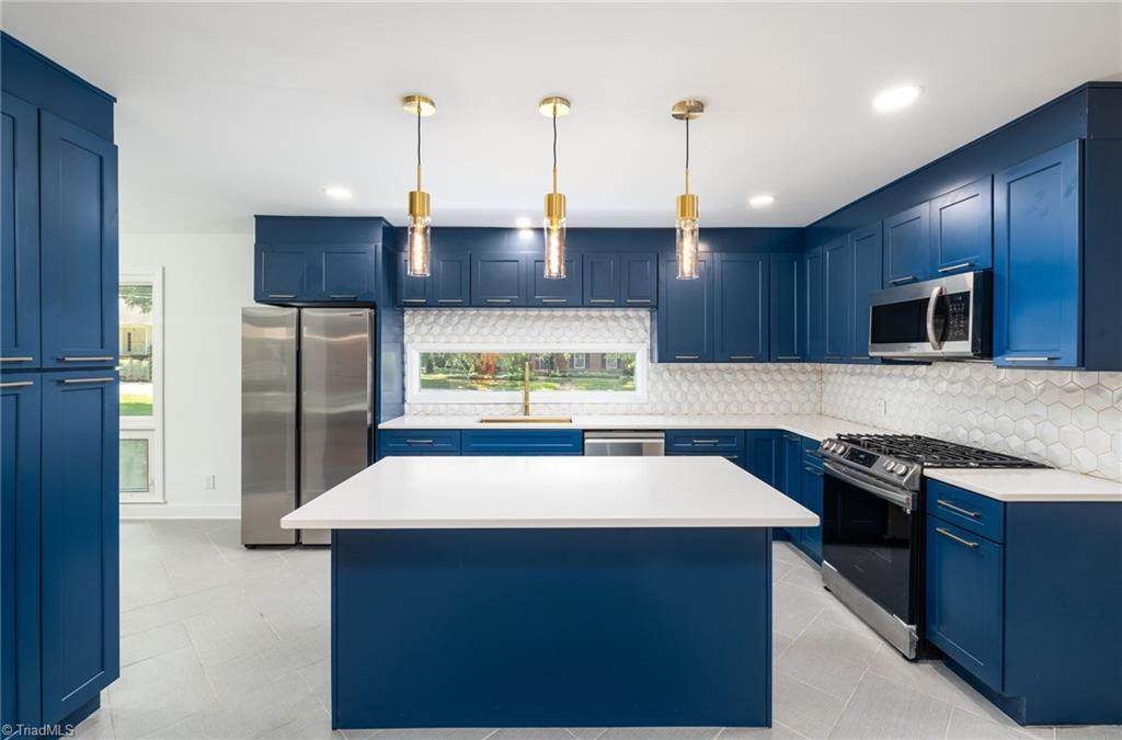 104 Elmwood Terrace - Photo 1