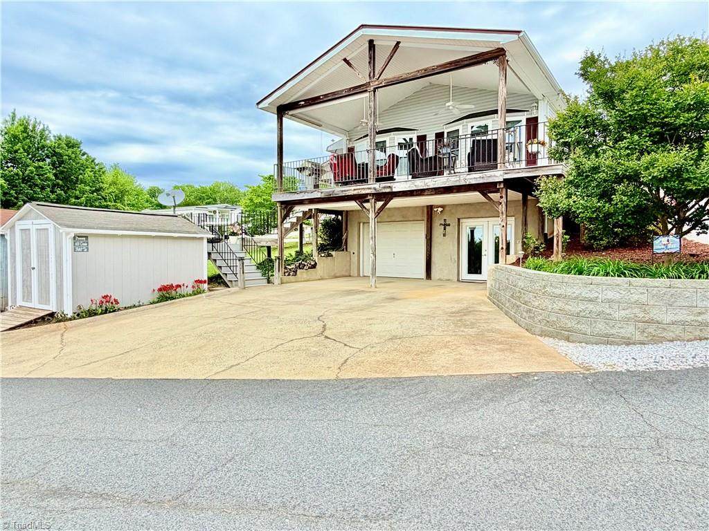 103 Oriole Lane - Photo 1