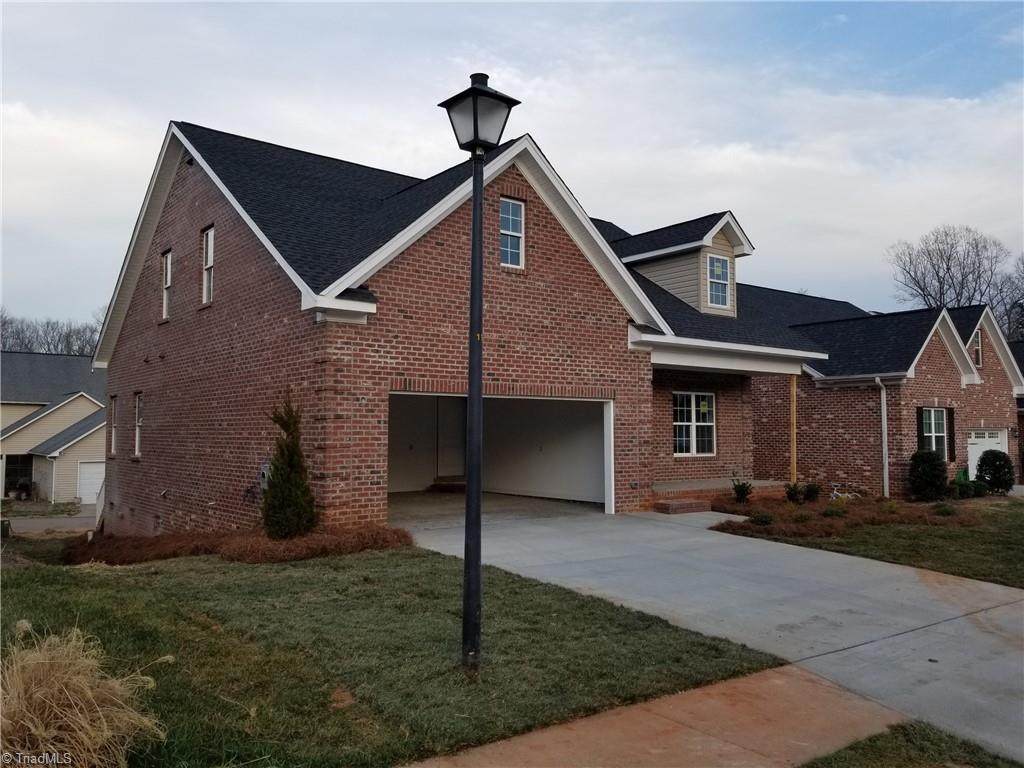 352 Carlisle Park Drive - Photo 1