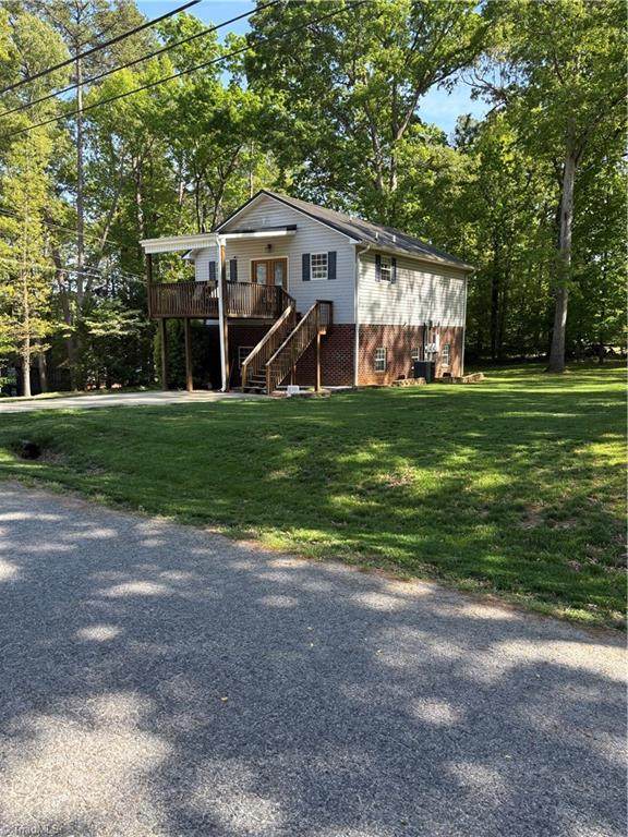 103 Robinhood Road - Photo 1