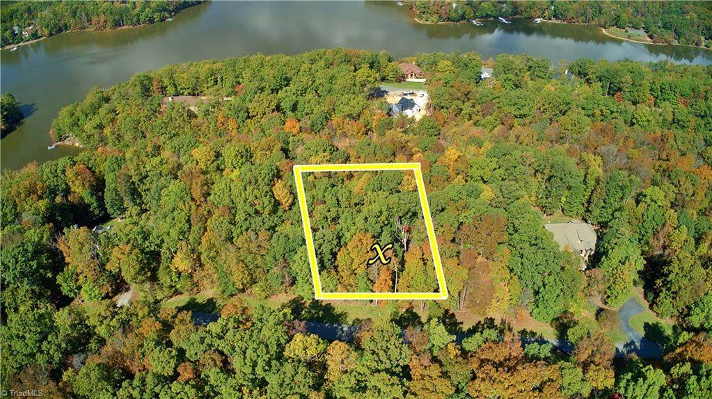 618 Rocky Cove - Photo 1