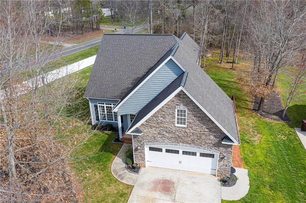 109 Fern Haven Lane - Photo 1