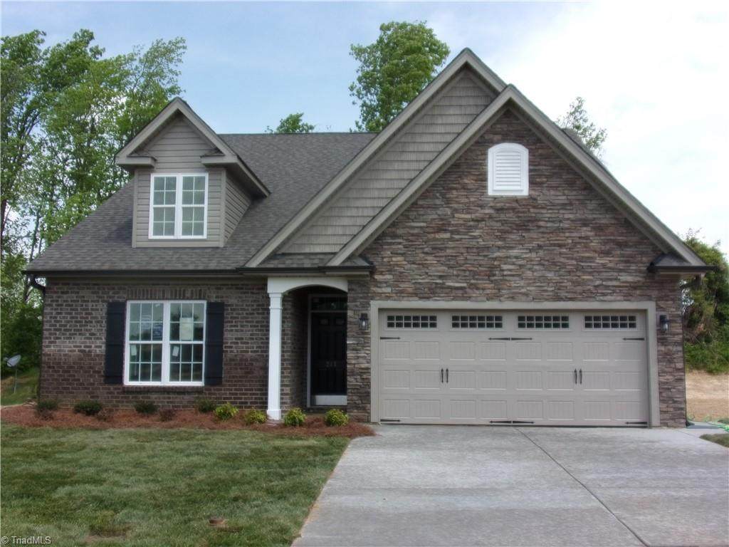 423 Freemont Drive - Photo 1