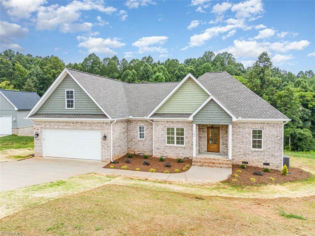 184 Providence Trail - Photo 1