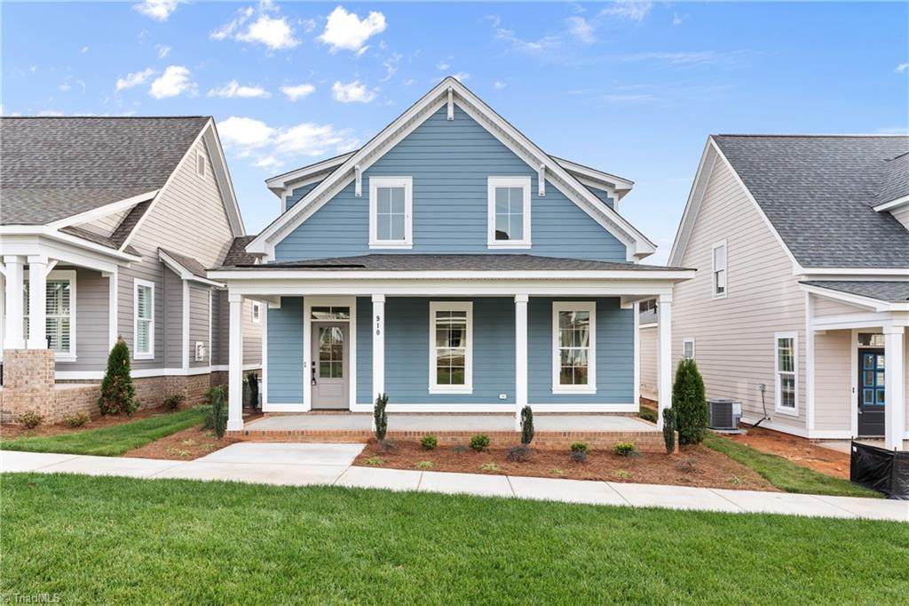 910 Eucalyptus Court - Photo 1