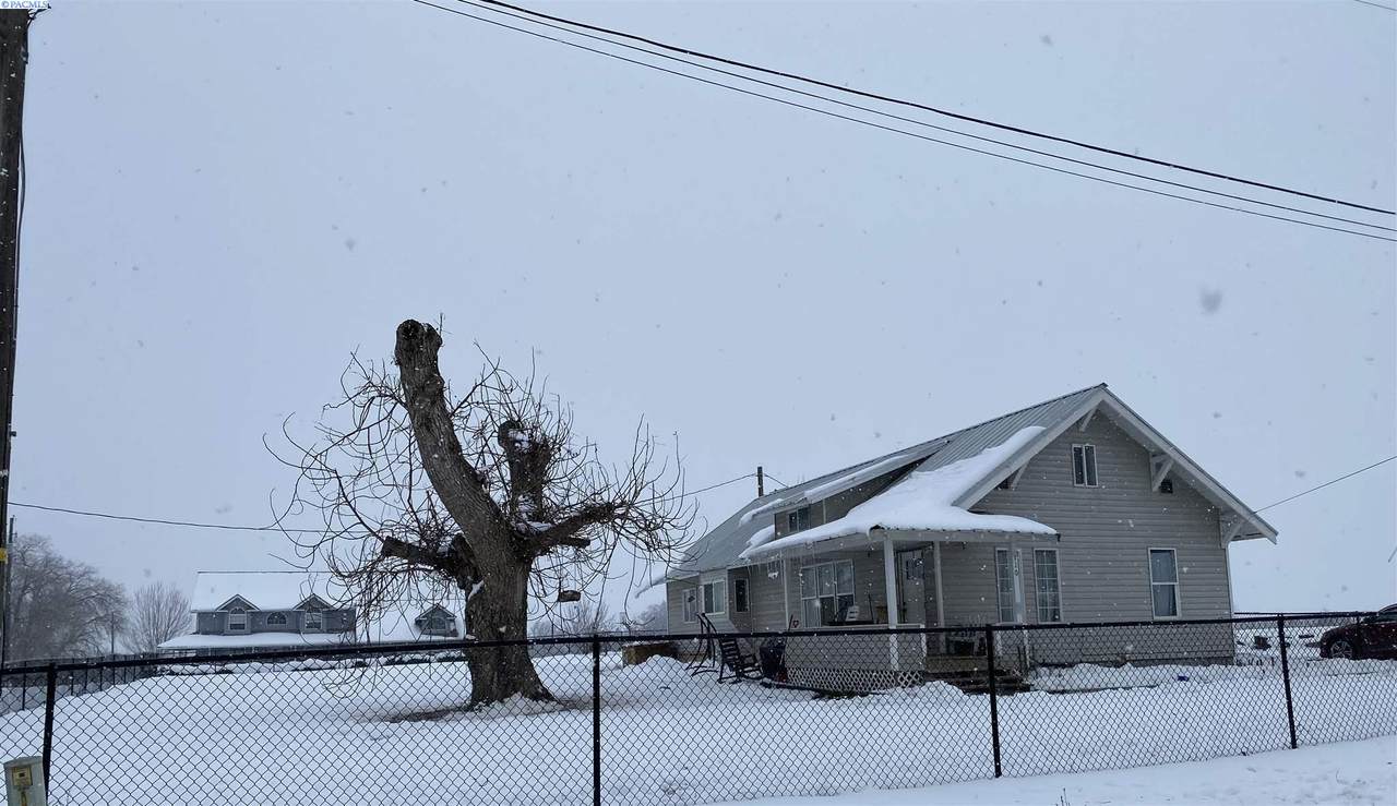 110 Hickory Rd - Photo 1