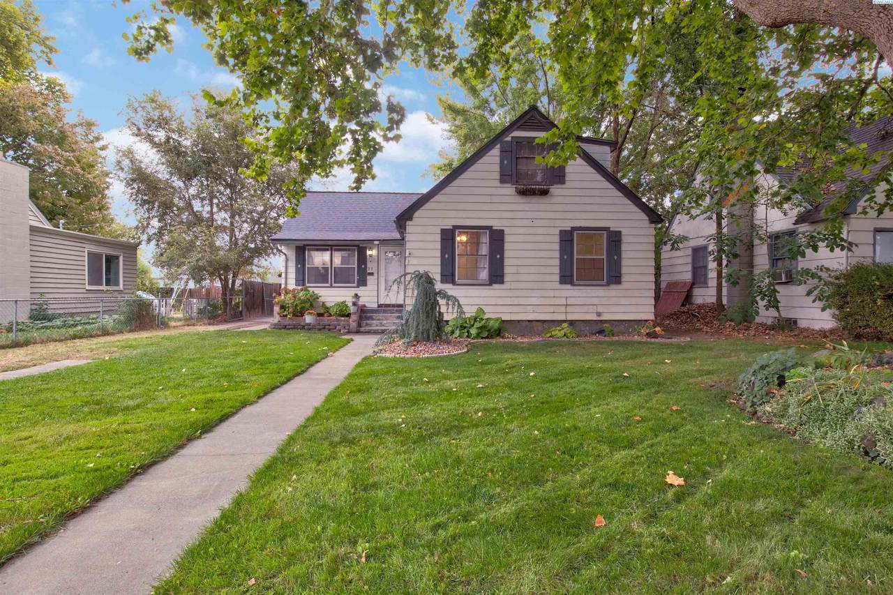 22 Newport - Photo 1