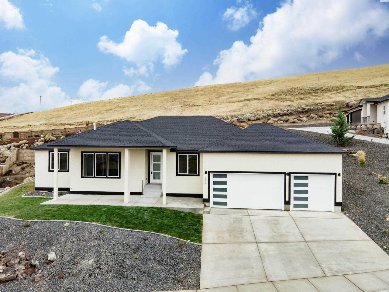 1519 52nd Ave. - Photo 1