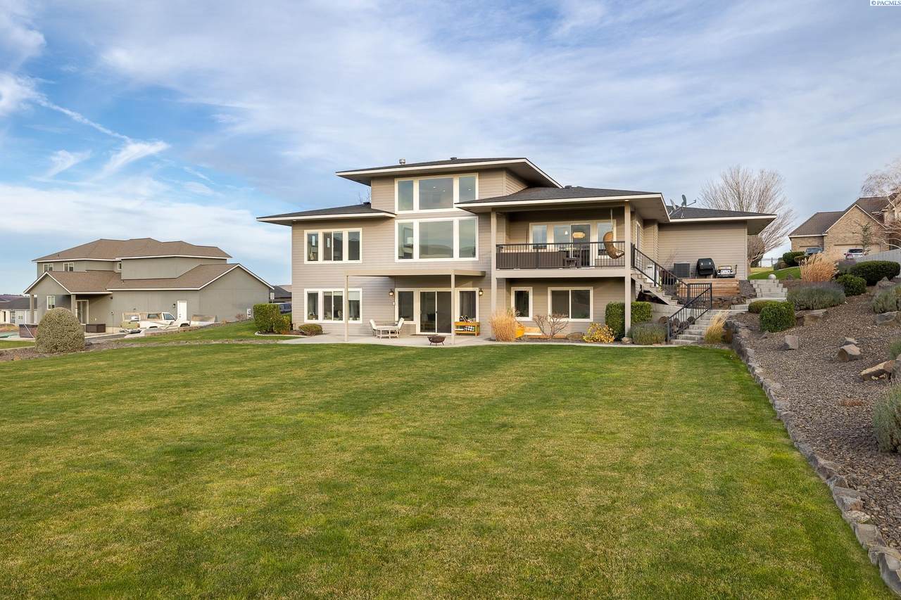 15210 Grandview Ln - Photo 1