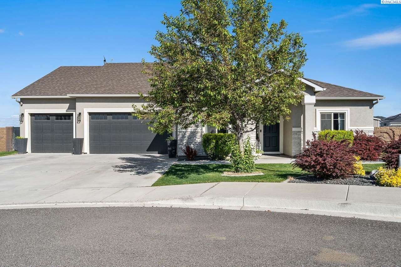 5810 38th Ct - Photo 1