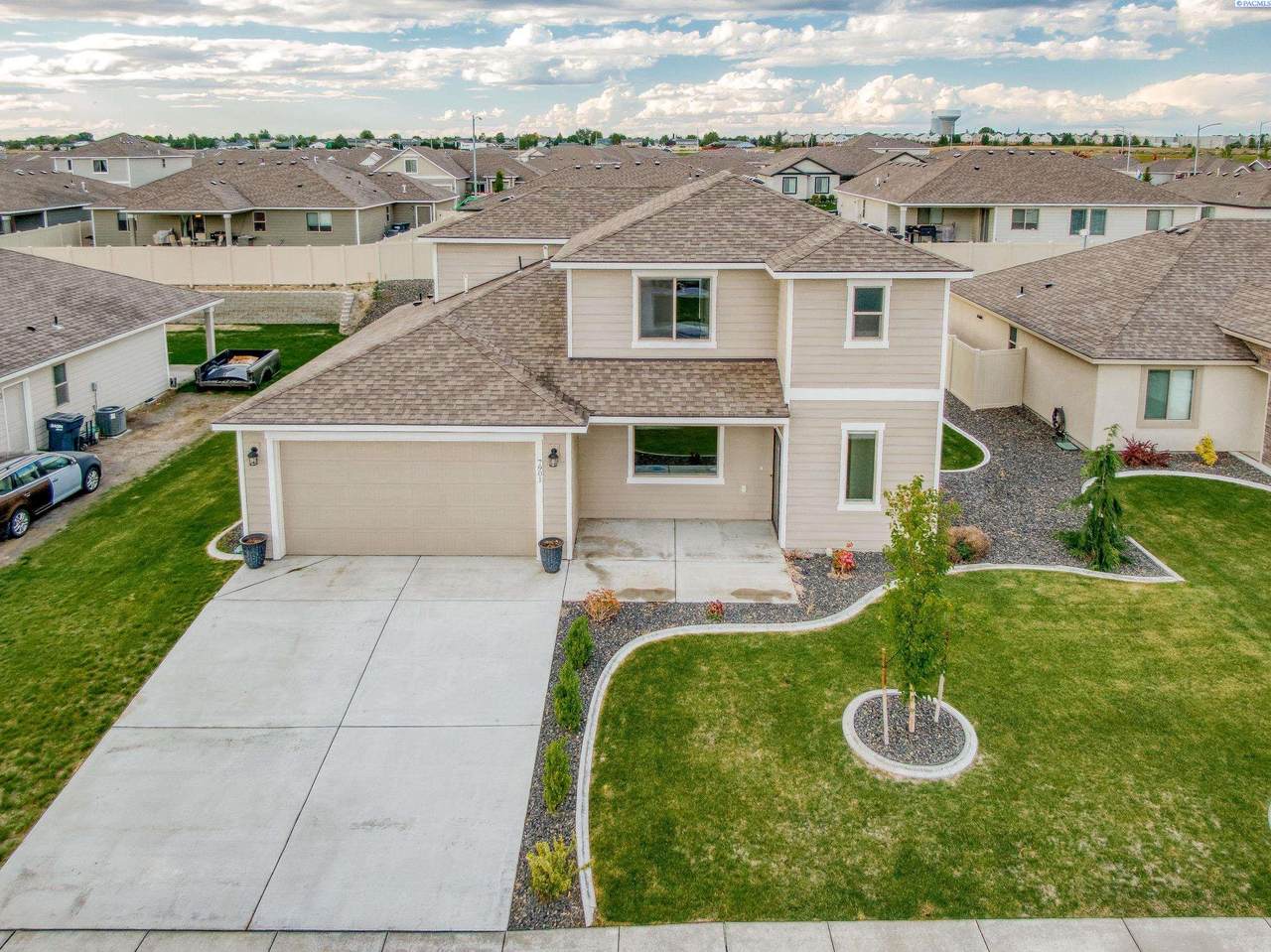 7901 Cariboo Dr - Photo 1