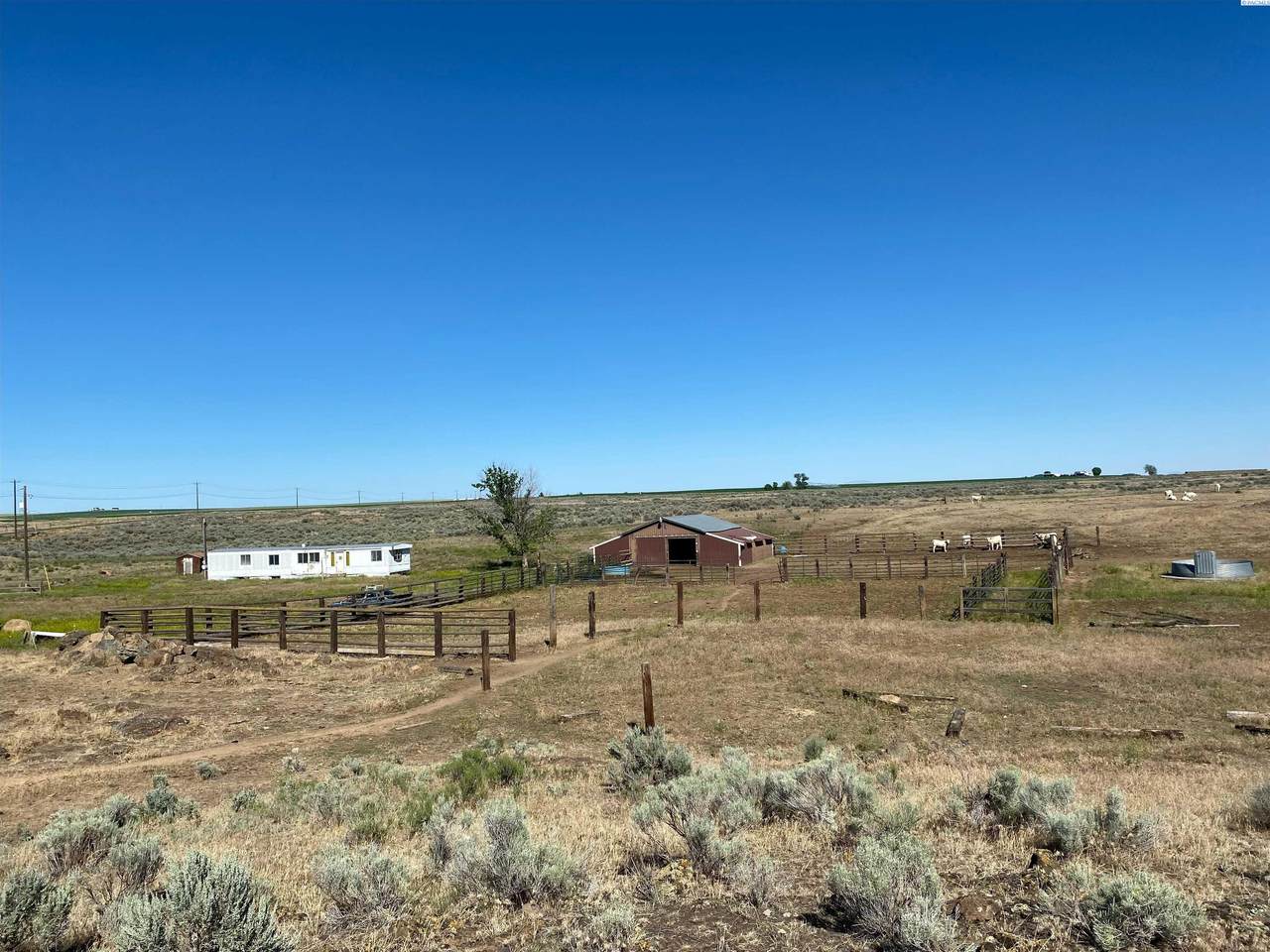 7957 Rd. 20 Ne - Photo 1