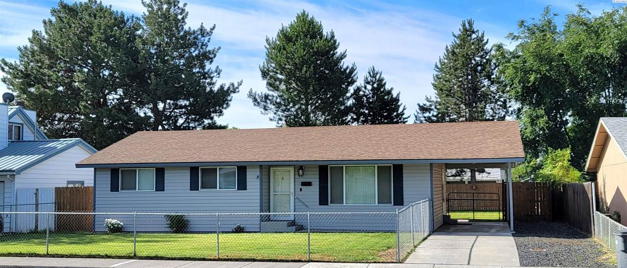 431 10th Ave - Photo 1