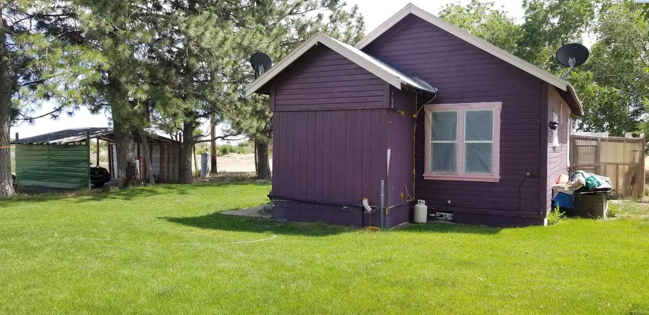 186 Barton Rd - Photo 1