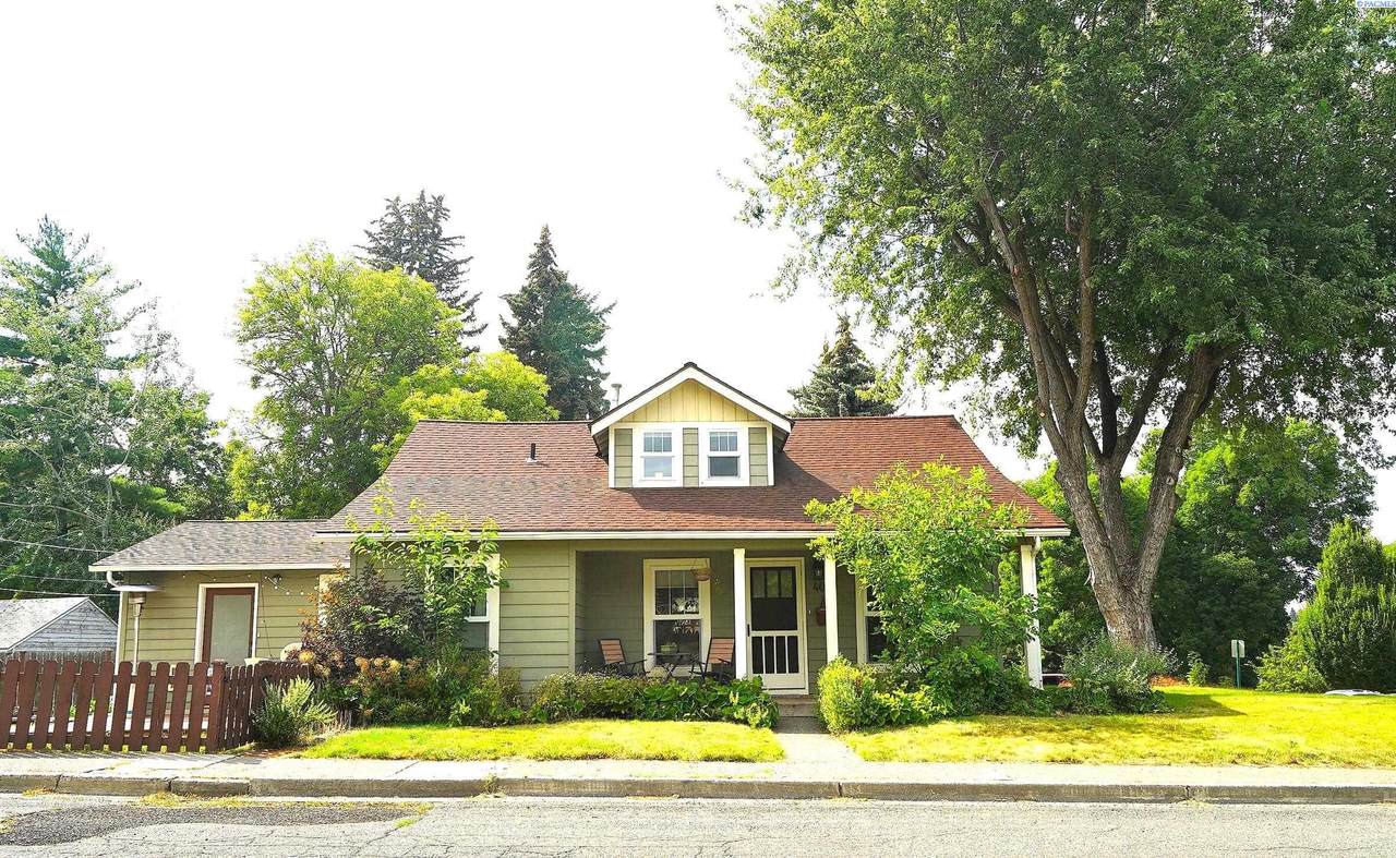 405 Hill St - Photo 1